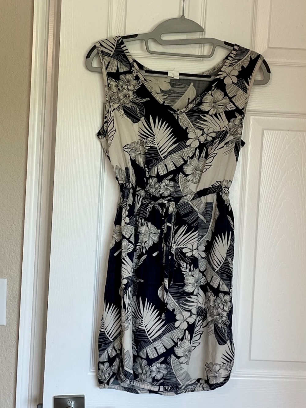 Palmwave Hawaii Navy Blue White Tropical Floral Sun Dress Size S